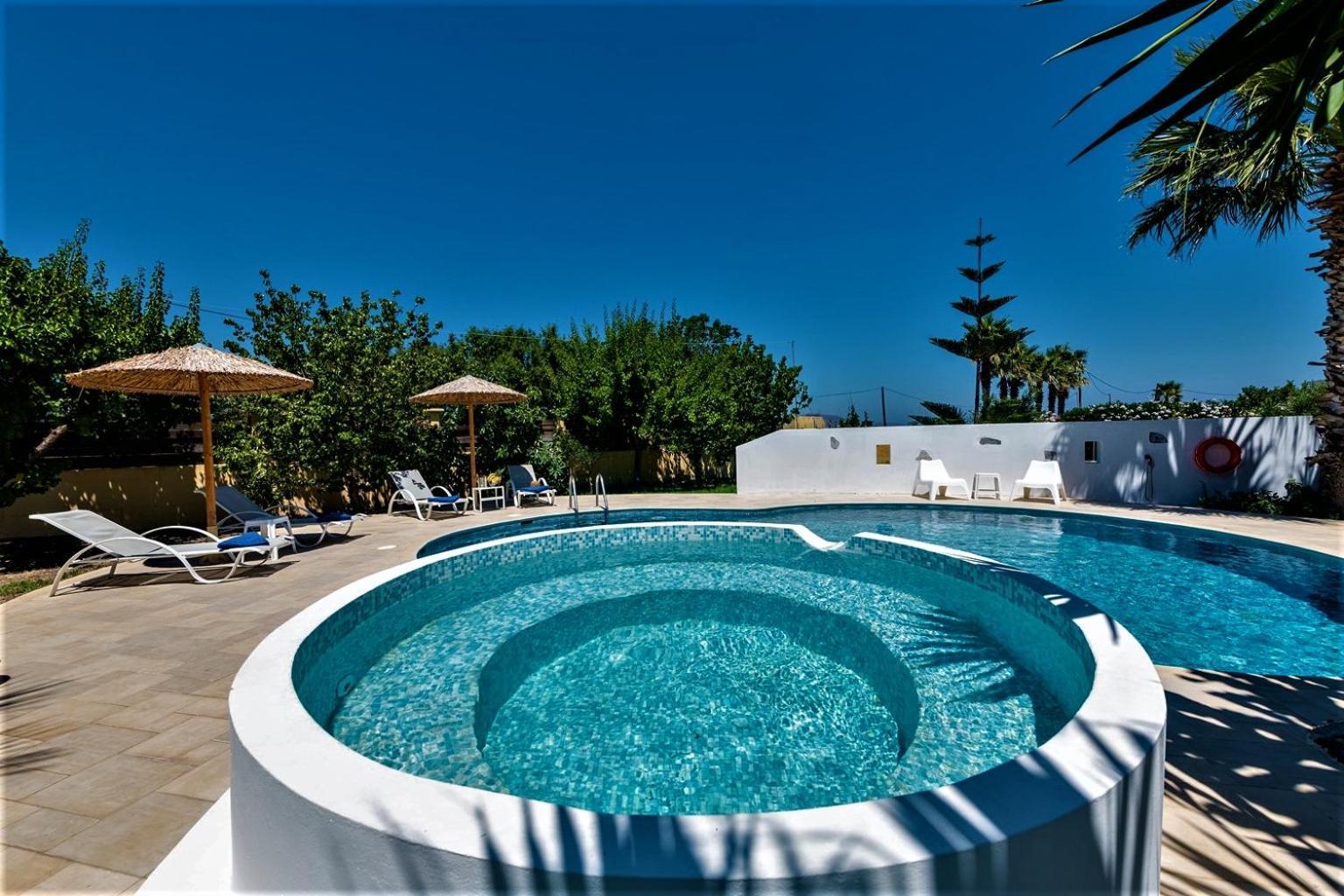 Xenos Villa 2 With A Private Pool,Near The Sea ตีกากี ภายนอก รูปภาพ